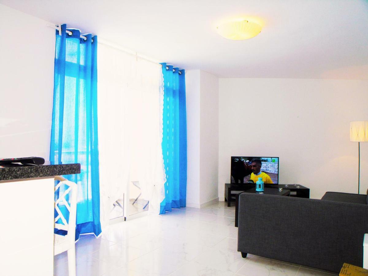 Apartment In Torres De Yomely Complex Playa de las Americas  Luaran gambar